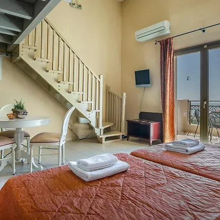 Crystal Palace - Vista Hotel