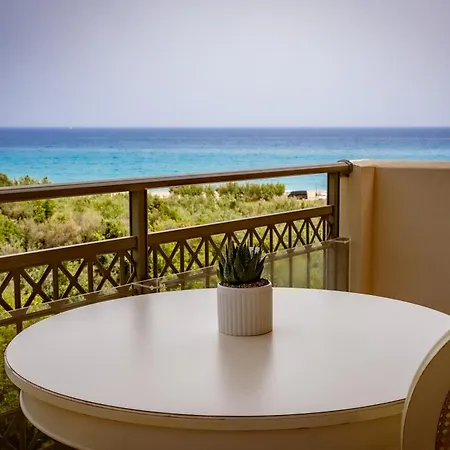 Crystal Palace - Vista Ξενοδοχείο *